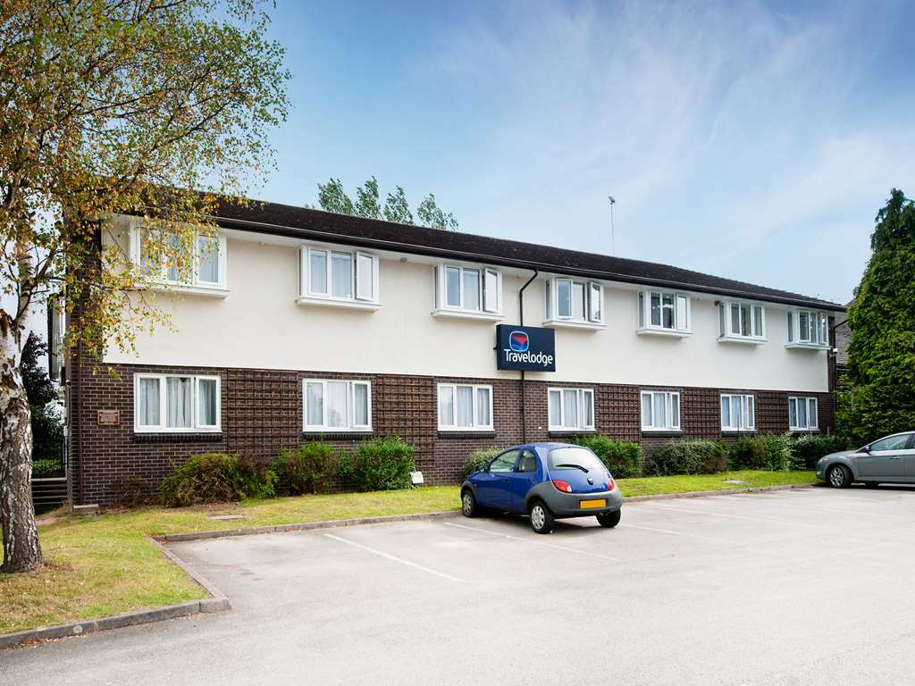 Travelodge Chester Warrington Road Exterior photo